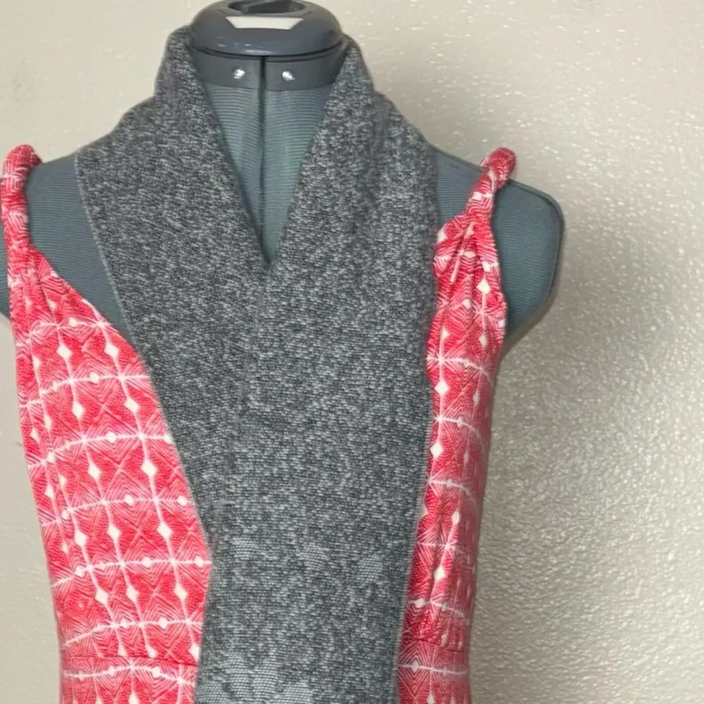 NWT Cejon Women's Gray Scarf Snowflake Pattern Heather Gray w/ fringe wrap scarf